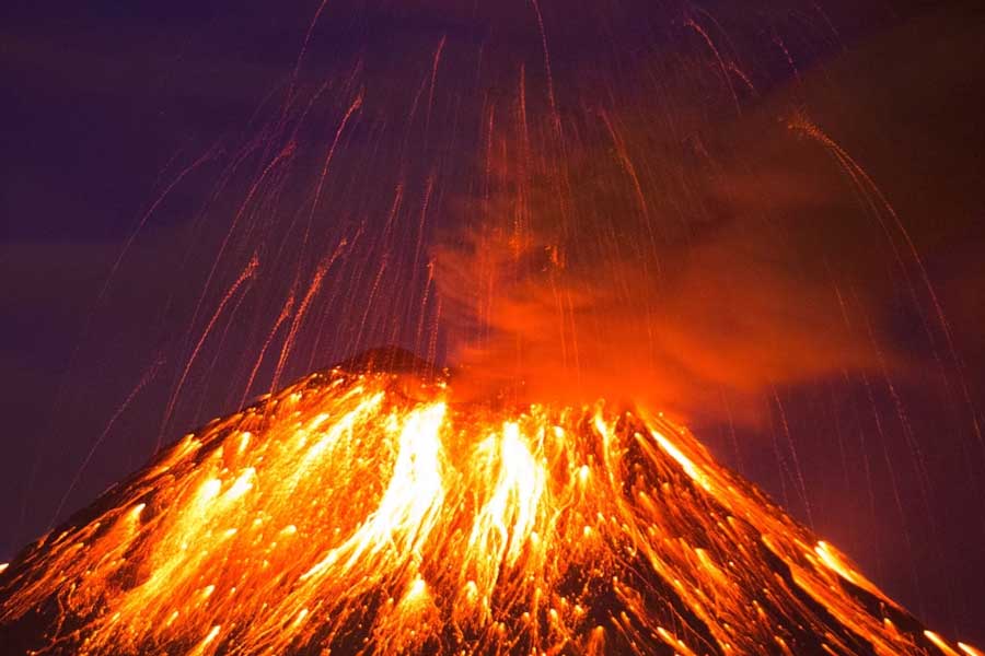 Yellowstone super volcano of USA which may cause of mass extinction 