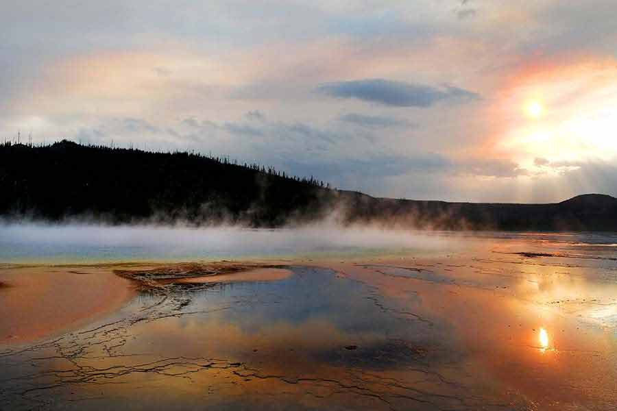 Yellowstone super volcano of USA which may cause of mass extinction 