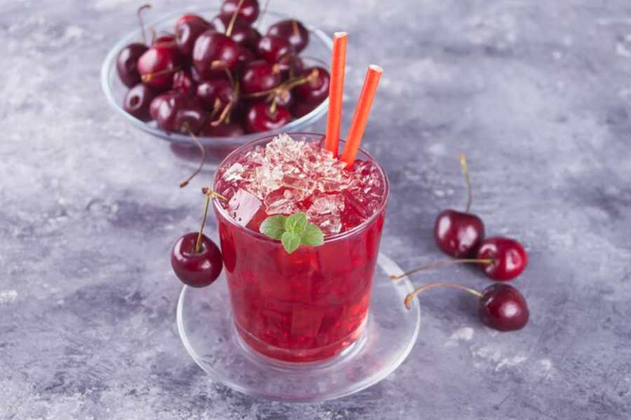 চেরির মকটেল।