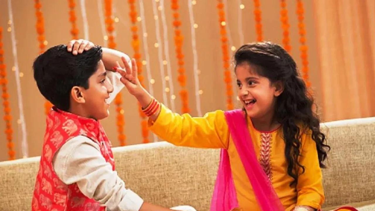 ভাই-বোনের সম্পর্ক প্রতিটি রাশির জন্য আলাদা। তবে প্রতিটি রাশির নিজস্ব বিশেষত্ব এবং বৈশিষ্ট্য রয়েছে যা এই সম্পর্কটিকে বিশেষ ভাবে মজবুত করে তোলে।  এই প্রতিবেদনটি ‘আনন্দ উৎসব’ ফিচারের একটি অংশ।