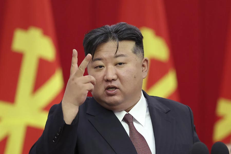 North Korea dug large ditches at border of South Korea may trigger war in Korean Peninsula 