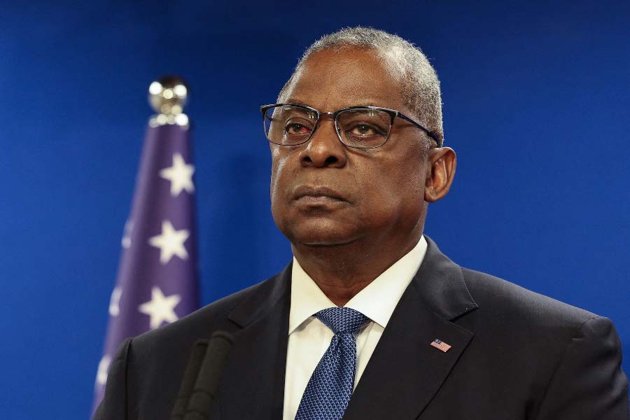 North Korea dug large ditches at border of South Korea may trigger war in Korean Peninsula 