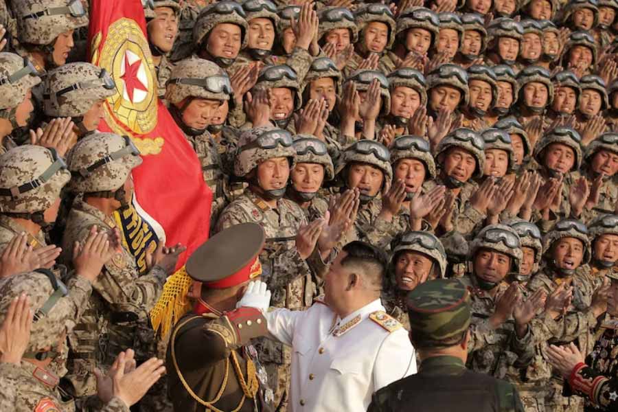 North Korea dug large ditches at border of South Korea may trigger war in Korean Peninsula 