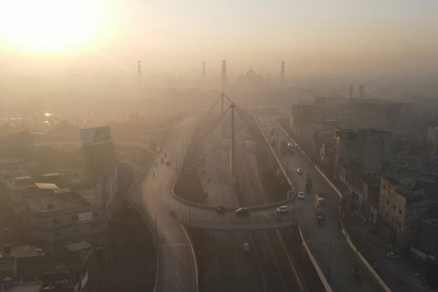 Lahore air pollution record high Pakistan alleged India for smog situation 