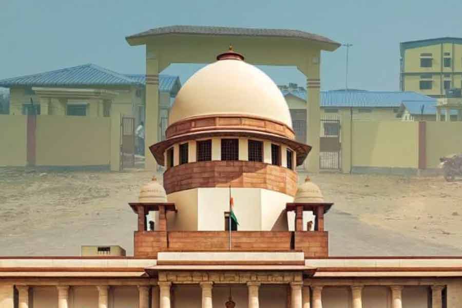 Supreme Court directs Assam Government to ensure proper facility in detention camps dgtl