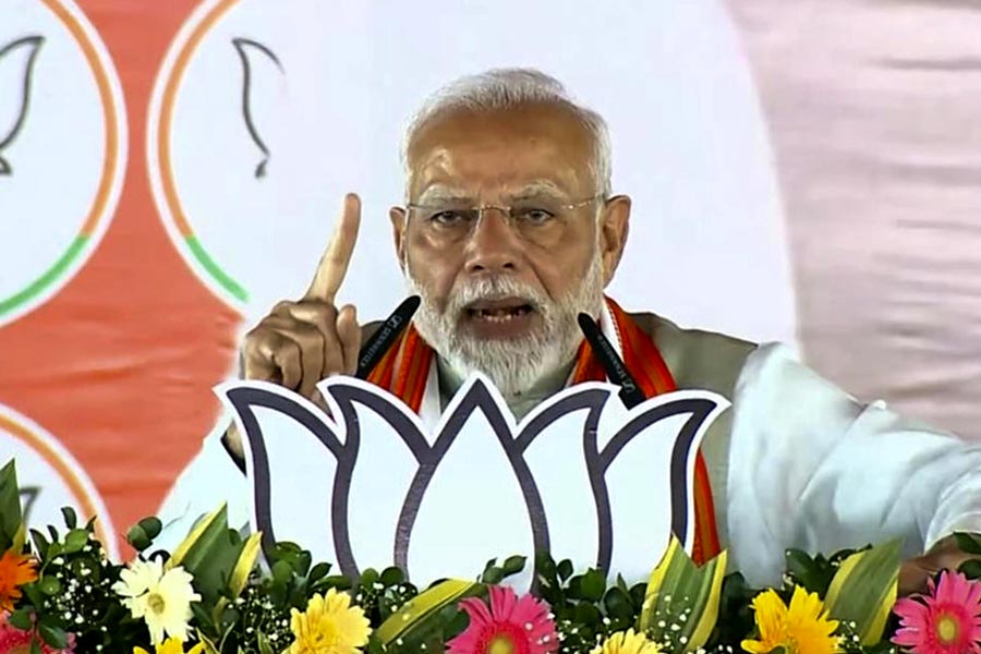 PM Narendra Modi slams INDIA bloc in Jharkhand for allegedly supporting Bangladeshi infiltrators