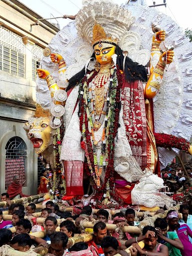 দেবীর এই ‘বুড়িমা’ নাম কিন্তু প্রথম থেকেই ছিল না। আনুমানিক ৭০-৭৫ বছর আগে এই নাম দেওয়া হয়েছে। 