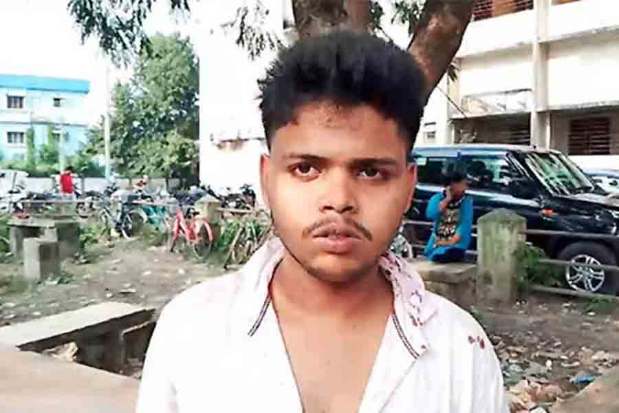 সুবীর মণ্ডল।