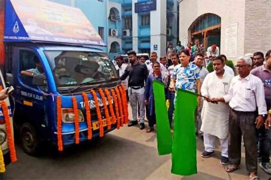 আসানসোলে ট্যাবলো।