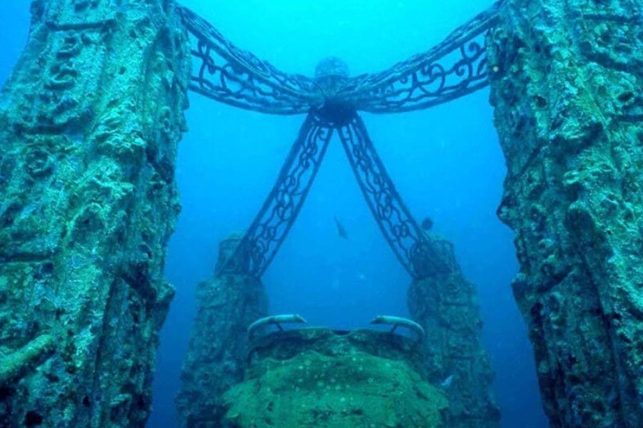 Japan lost under water Pyramid city in Pacific Ocean know the details