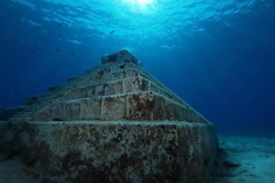 Japan lost under water Pyramid city in Pacific Ocean know the details