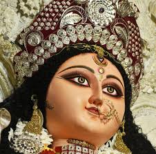 নতুনপাড়া: ১৯৫৬ সালে এই পুজোর শুরু। মানকুণ্ডু স্টেশন থেকে ১ কিমি দূরে অবস্থিত। 