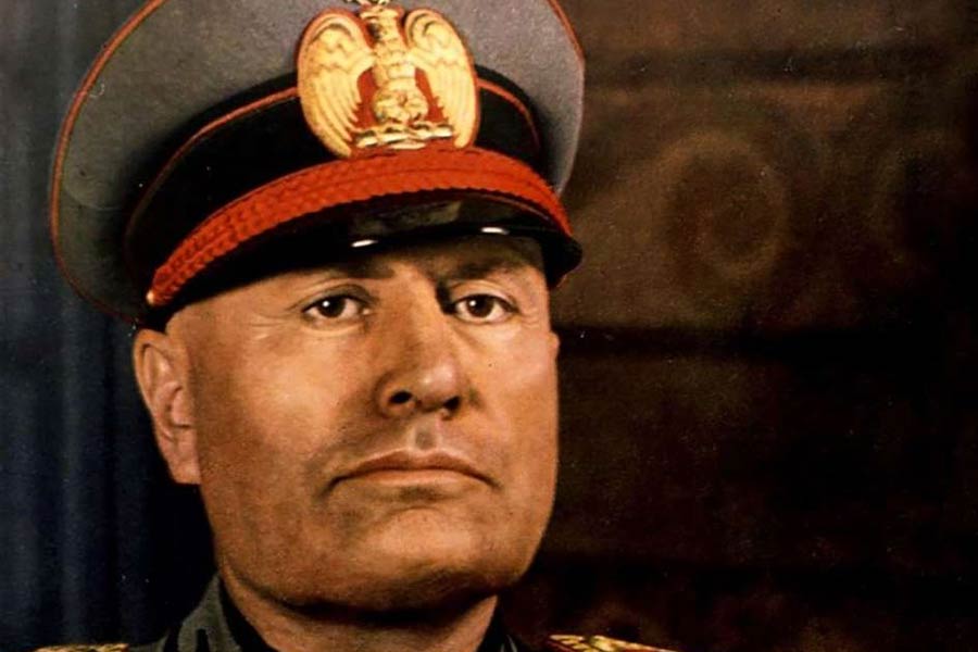 From Hitler to Chairman Mao know the strange habits of Dictators 