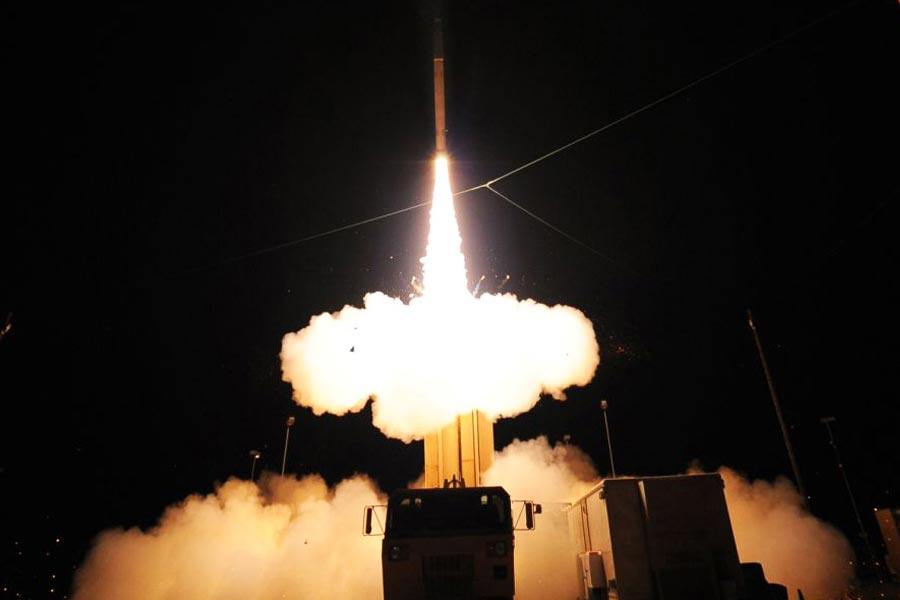 China going to launch HQ 19 missile defence system and J 35A fighter jet is it threat for India 