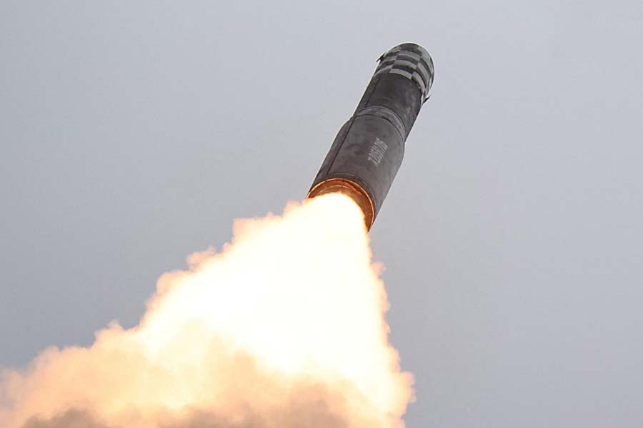 China going to launch HQ 19 missile defence system and J 35A fighter jet is it threat for India 