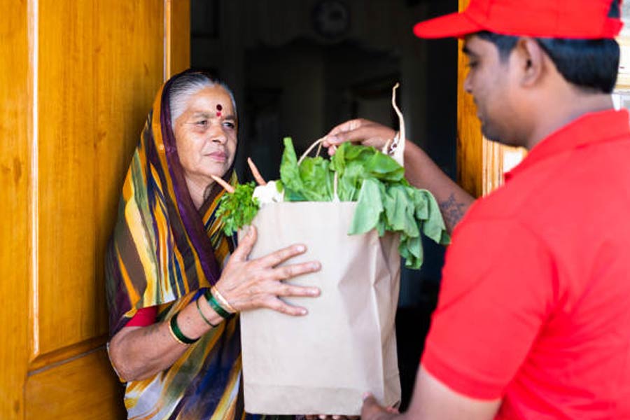 Who are middle class of India know the definition and other criteria 