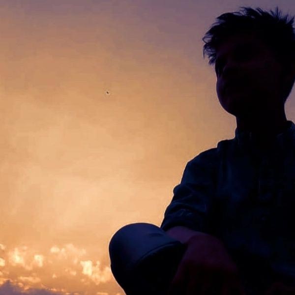 Chinese man has one wife and four girlfriends, all live in same complex but unaware of each other