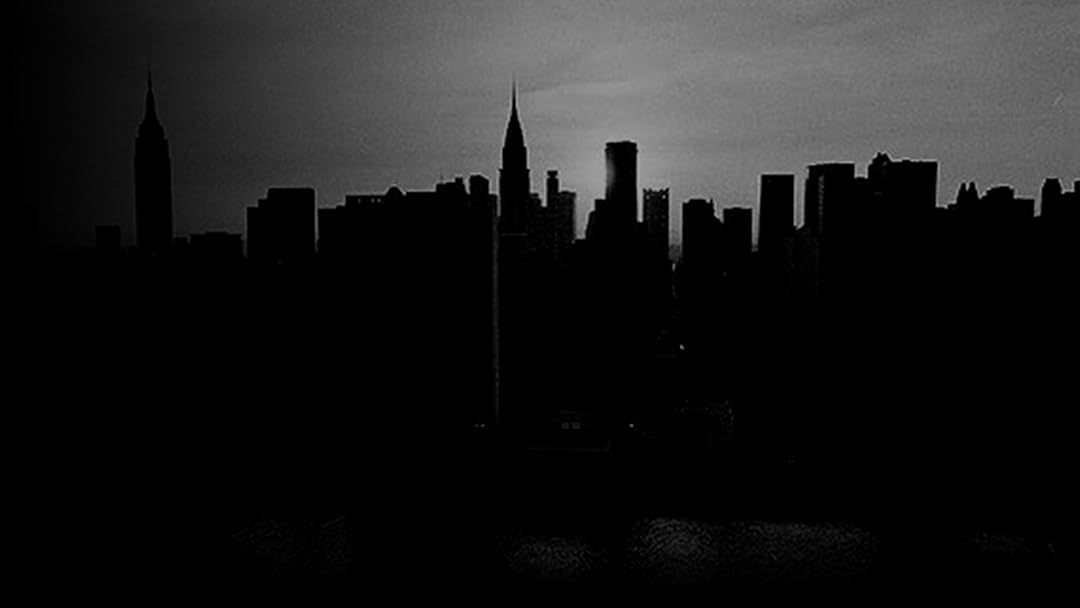 তখন বিশ্বযুদ্ধ চরমে পৌঁছেছে। এই সময়ে আমেরিকার ব্রুকলিন শহরের কয়েক জন বাসিন্দা ঠিক করলেন, তাঁরা ব্ল্যাকআউট ঘটাবেন শহর জুড়ে। অর্থাৎ সব আলো নিভিয়ে দেওয়া হবে। অন্ধকার করে দেওয়া হবে গোটা শহর।