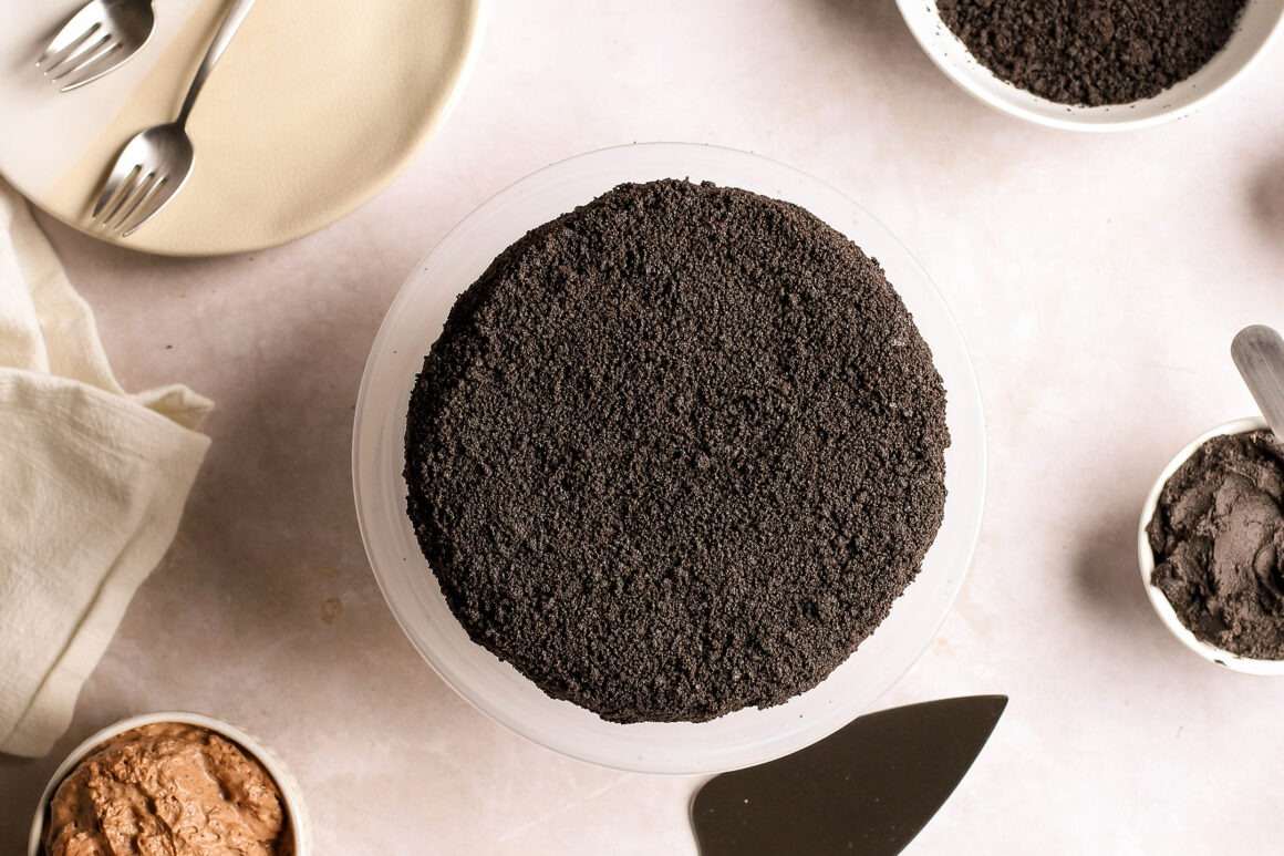 এহেন ঐতিহাসিক কেকটি অবশ্য আজ আর পাওয়া যায় না। এবিনজার বেকারি সত্তরের দশকে দেউলিয়া হয়ে গিয়েছে।