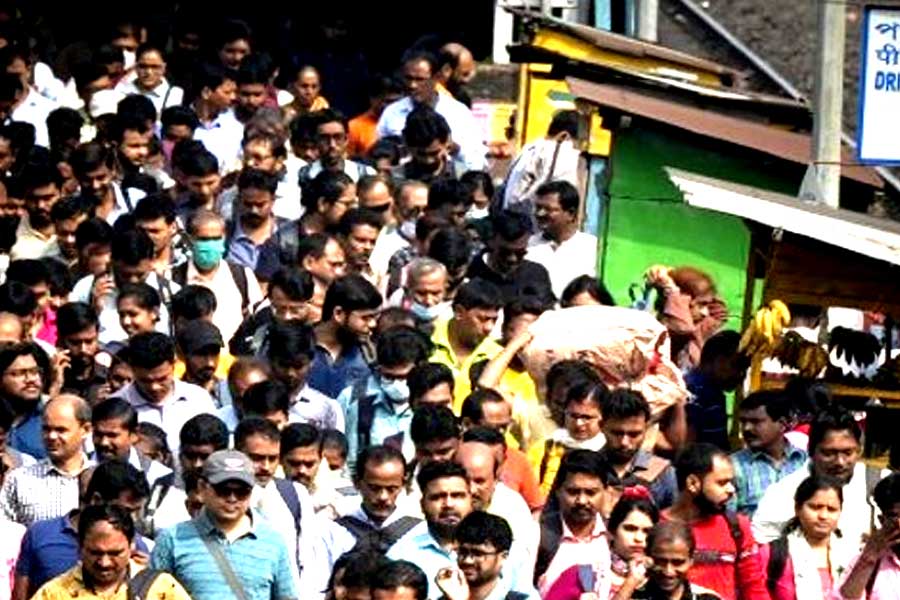 All you need to know about reason behind brain drain of Pakistan middle class youth 