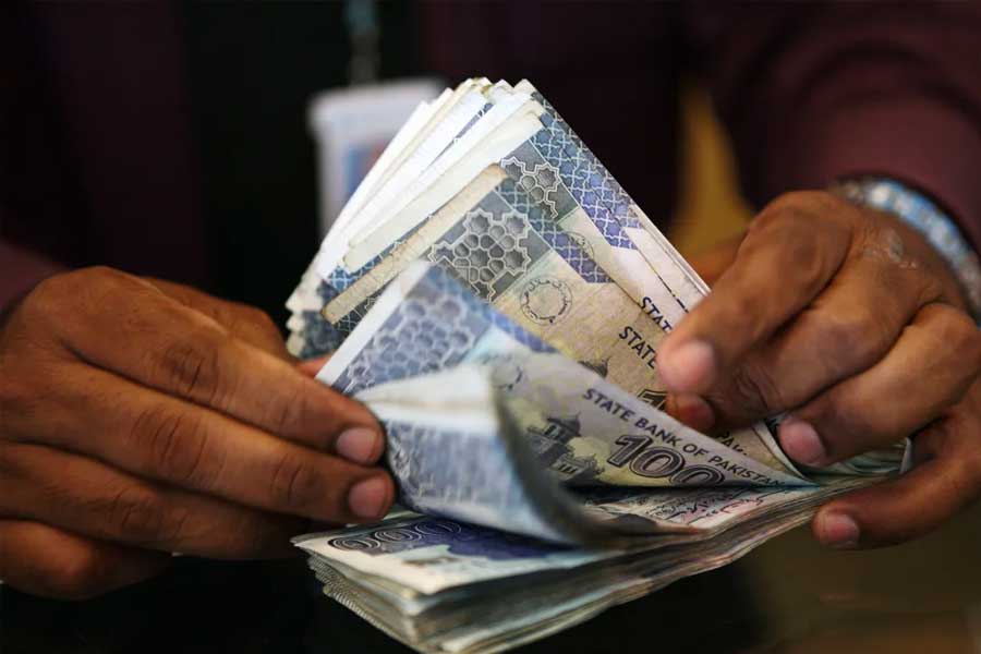 All you need to know about reason behind brain drain of Pakistan middle class youth 