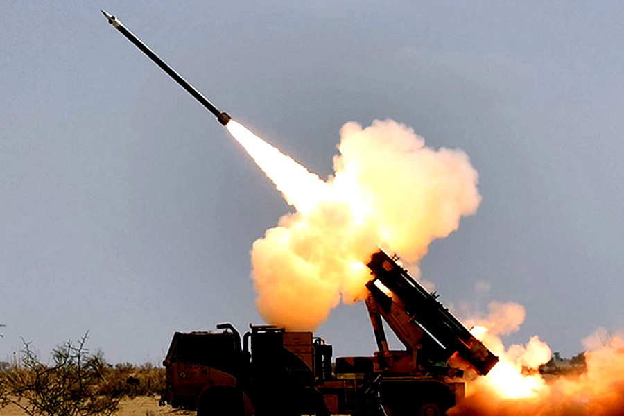 Pinaka Multi Barrel Rocket Launcher System France may purchase this weapon from India 