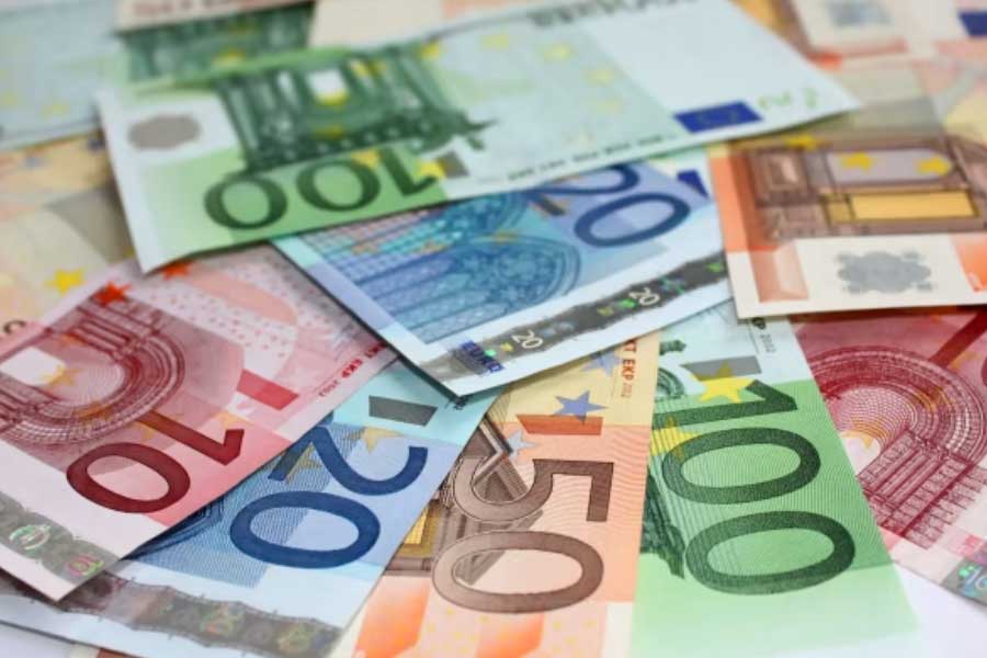 Why Eastern Europe is economically backward from its Western parts 