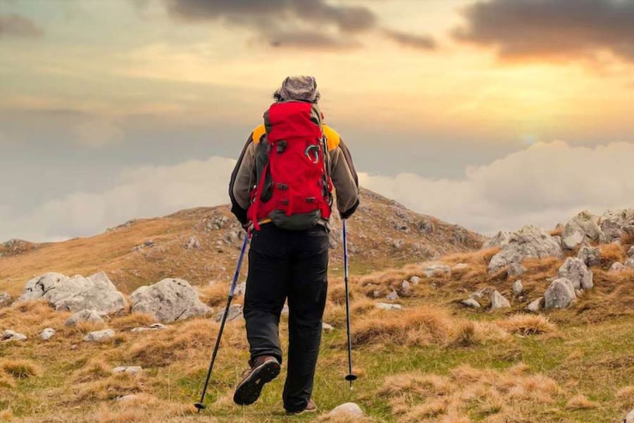 Travellers of China choosing longer, more uncomfortable means of transport to explore destinations 