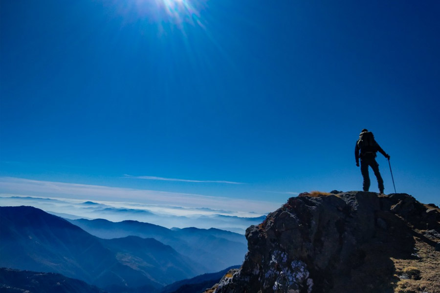 Travellers of China choosing longer, more uncomfortable means of transport to explore destinations 