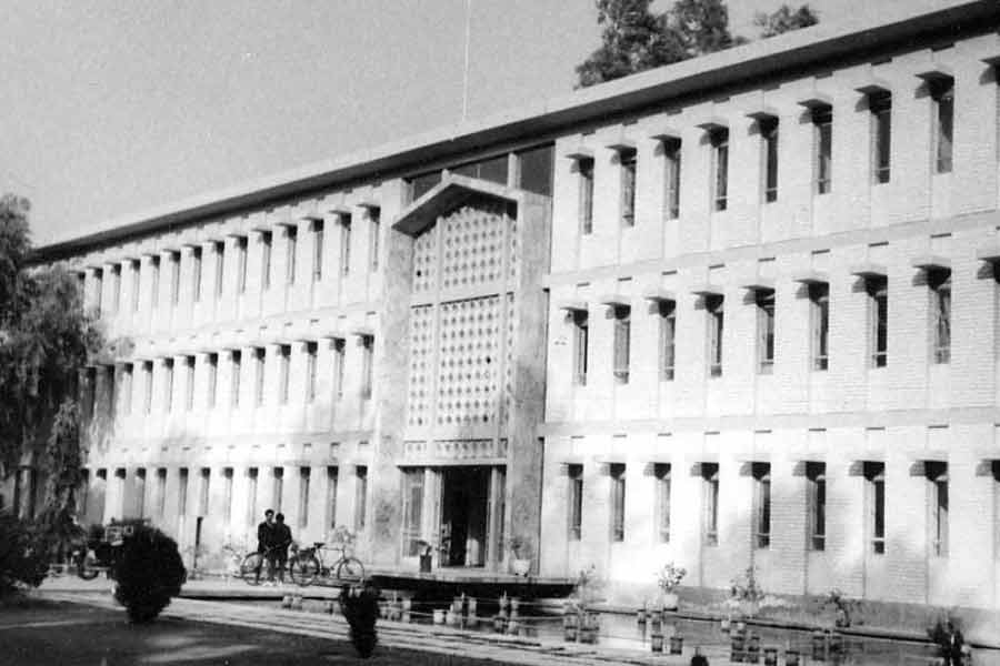 All need to know about Aligarh Muslim University minority status case