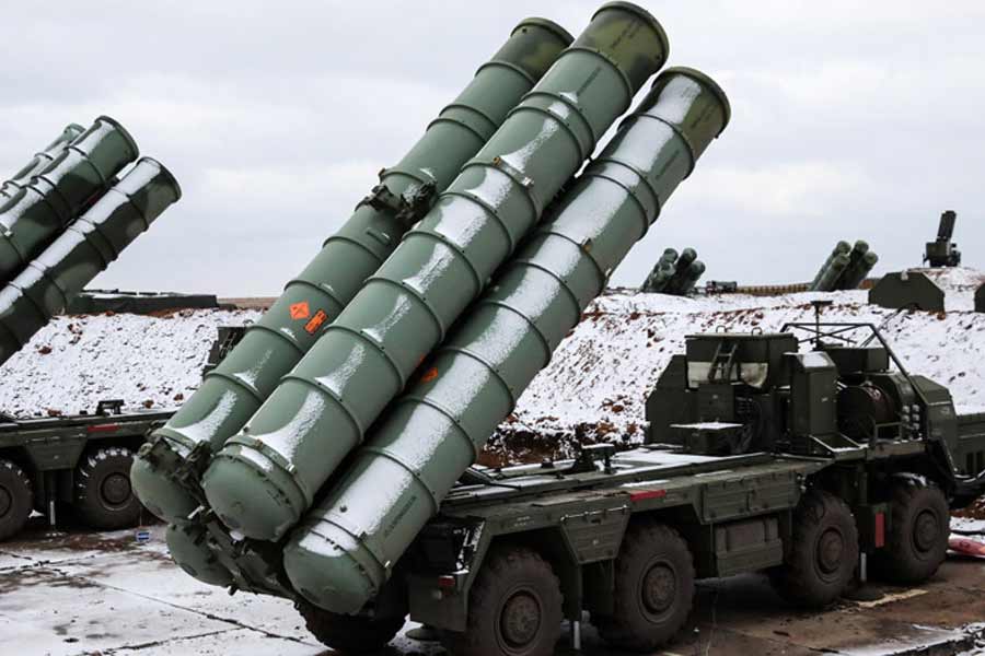 The Pantsir is a short-range air defense system that uses missiles and cannons 