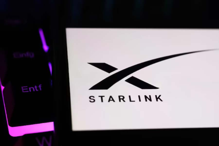 Elon Musk Company Starlink may get entry in Indian telecom market how concern is it 