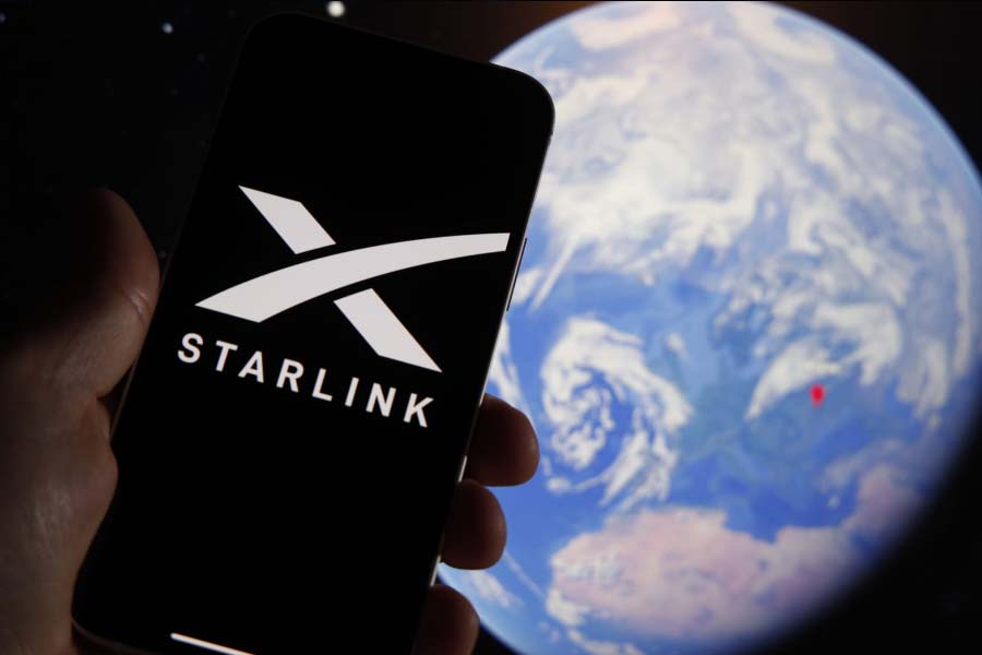 Elon Musk Company Starlink may get entry in Indian telecom market how concern is it 