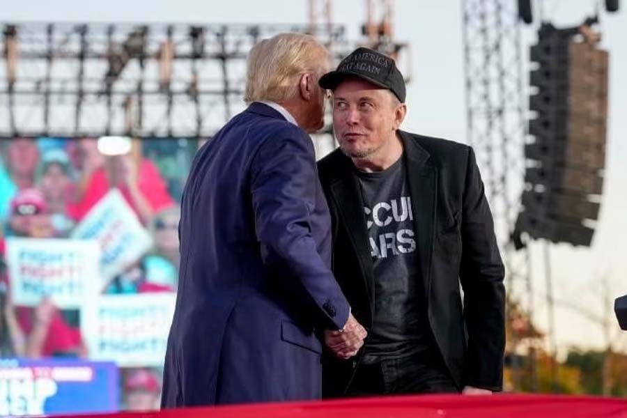 Elon Musk Company Starlink may get entry in Indian telecom market how concern is it 