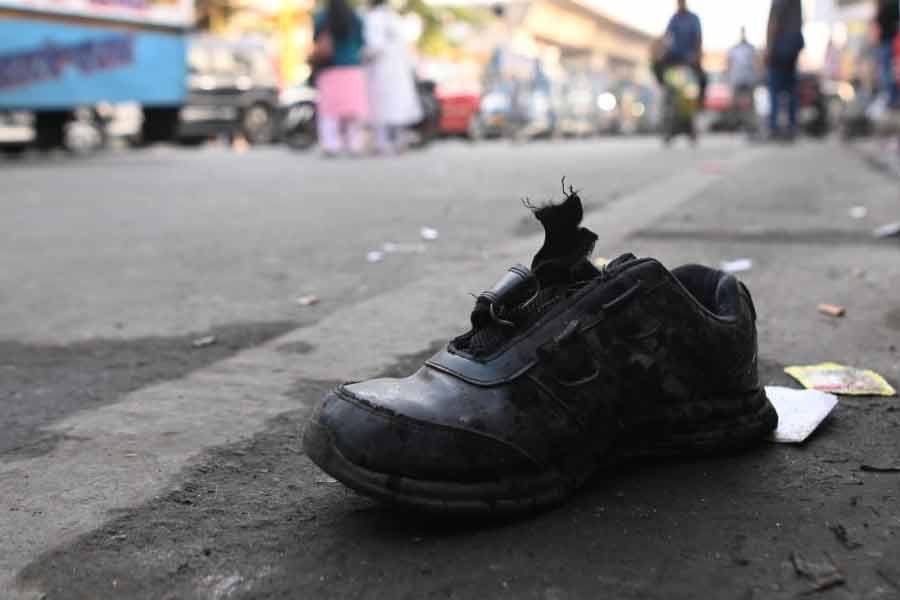 A school bus faced accident in Kolkata’s Panchasayar