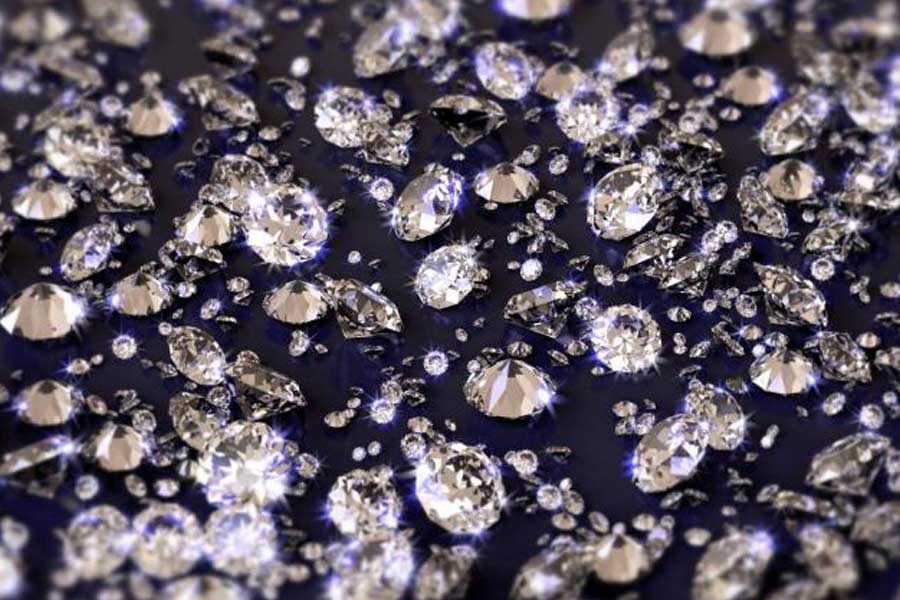 A mysterious necklace with 500 diamonds links to a scandal of Marie Antoinette