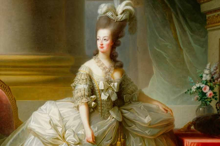 A mysterious necklace with 500 diamonds links to a scandal of Marie Antoinette