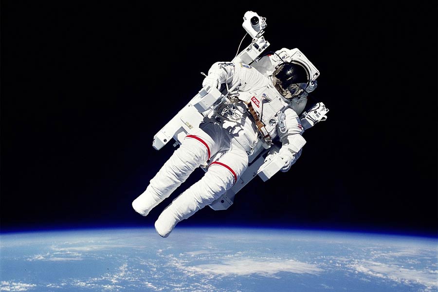 NASA astronaut warns about International Space Station leakage and aging spacesuits 