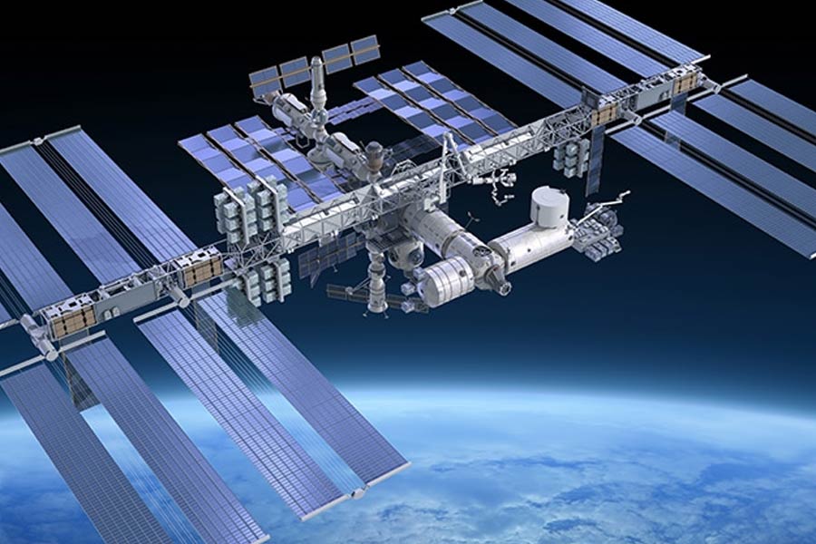 NASA astronaut warns about International Space Station leakage and aging spacesuits 