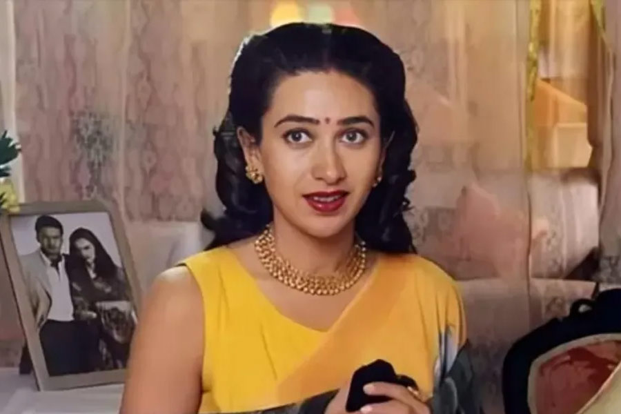 All you need to know the story about kissing scene of Amir Khan, Karishma Kapoor starrer Raja Hindustani 