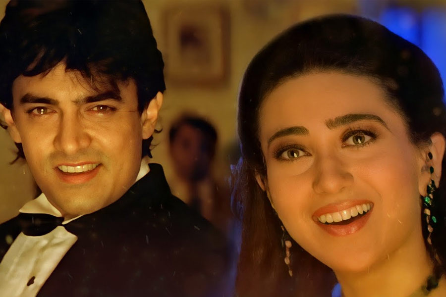 All you need to know the story about kissing scene of Amir Khan, Karishma Kapoor starrer Raja Hindustani 