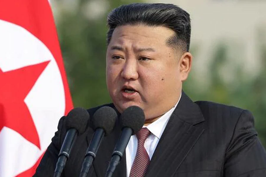 Kim Jong un North Korea Supreme Leader starts loud noise across the border of South Korea 