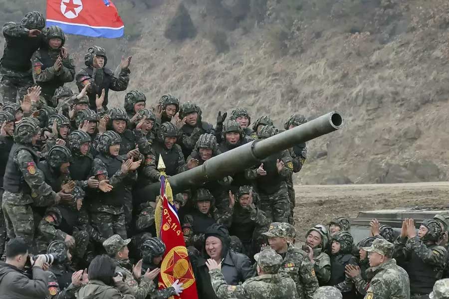Kim Jong un North Korea Supreme Leader starts loud noise across the border of South Korea 