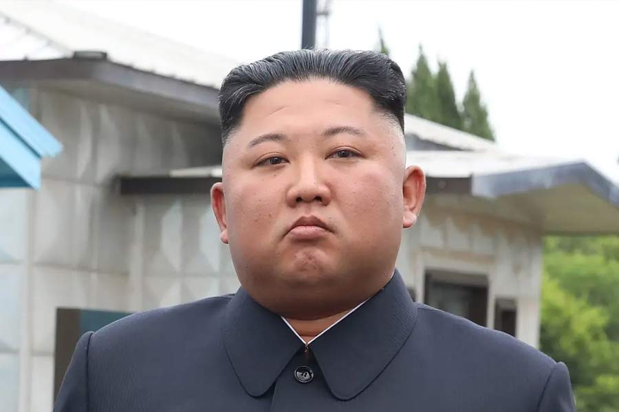 Kim Jong un North Korea Supreme Leader starts loud noise across the border of South Korea 