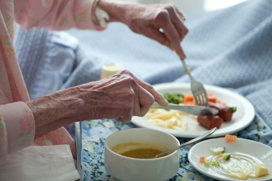 A healthy diet for older people