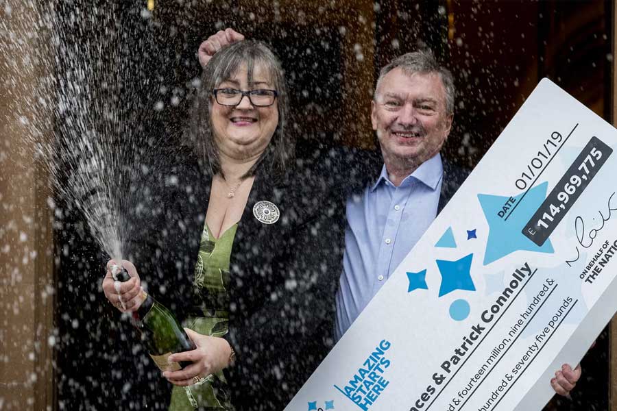 Woman from Ireland won jackpot lottery and donated half amount