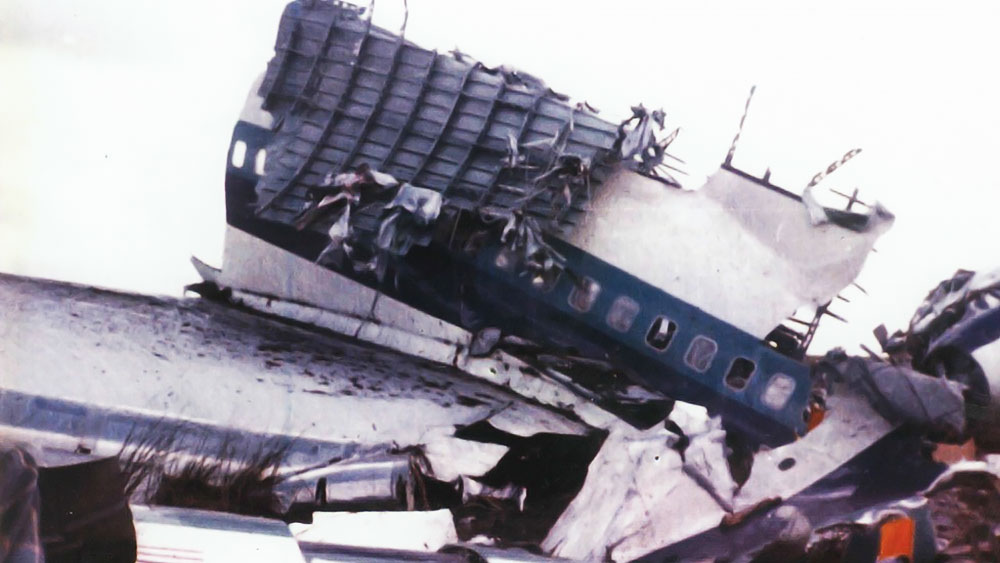 What is the story behind mysterious accident of flight 401