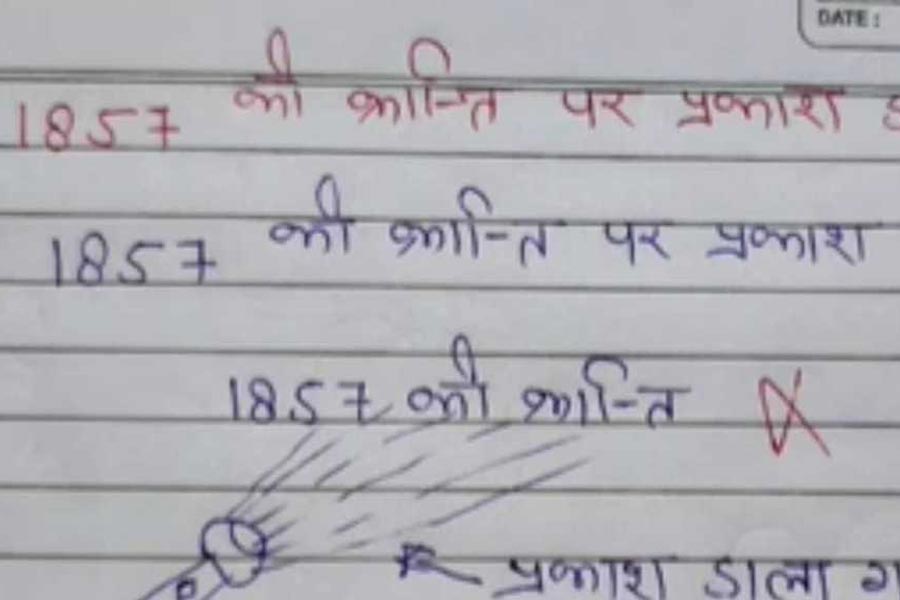 Student throws light on revolt of 1857, draws torch on exam paper