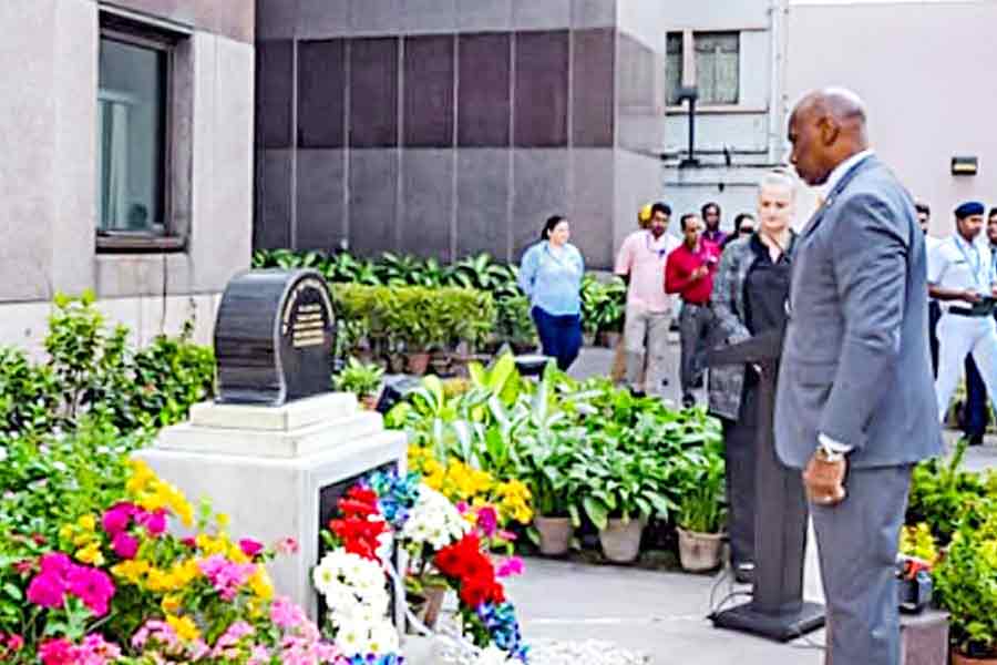 Commemoration Ceremony at the American Center in Kolkata