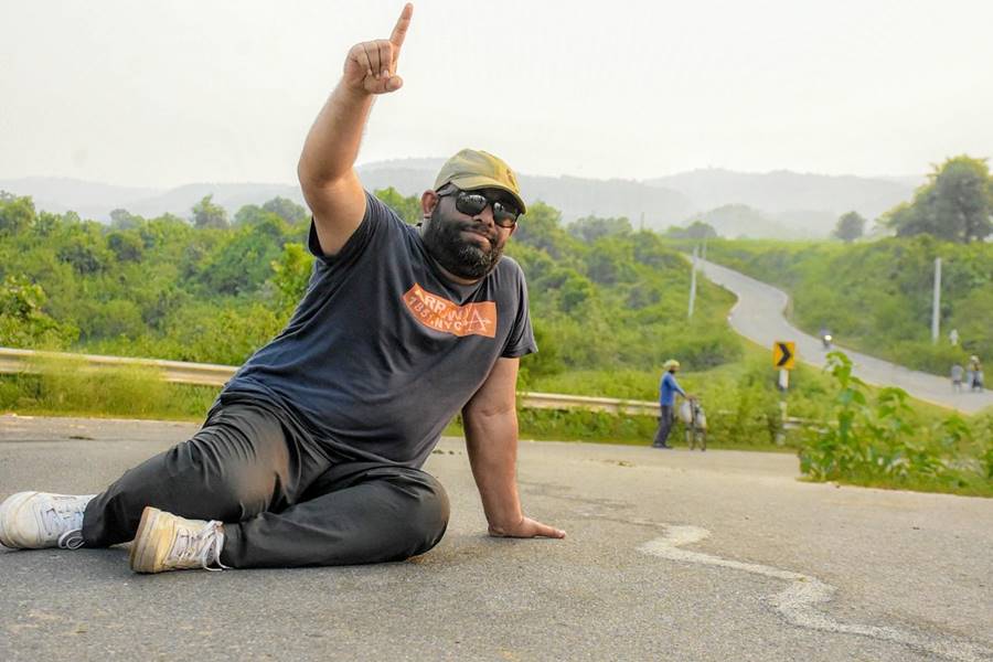 প্রযোজক-পরিচালক সুশান্ত দাসের হিন্দি ধারাবাহিক আসছে।